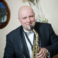 Live-Saxophonist RusAlex für stilvolle Feiern und Events in Hannover, Hameln