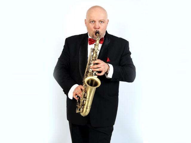 Saxophonist RusAlex in Hameln buchen – für Hochzeit, Firmenfeier & Events in Dutschland