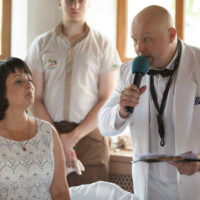 Hochzeitsmoderator RusAlex mit Musik – buchen für Hochzeit in Hannover und Hameln